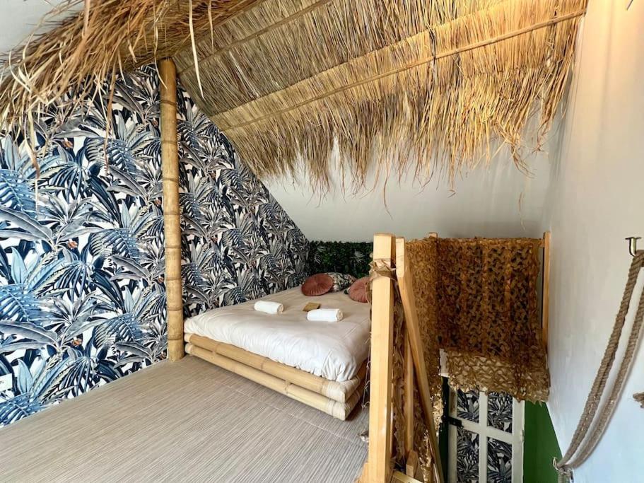 Nuit Dans La Jungle - Love Room Souppes-sur-Loing Exterior photo