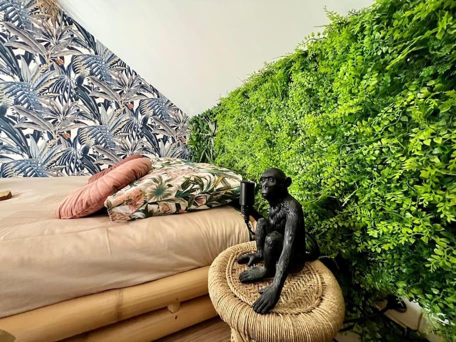 Nuit Dans La Jungle - Love Room Souppes-sur-Loing Exterior photo